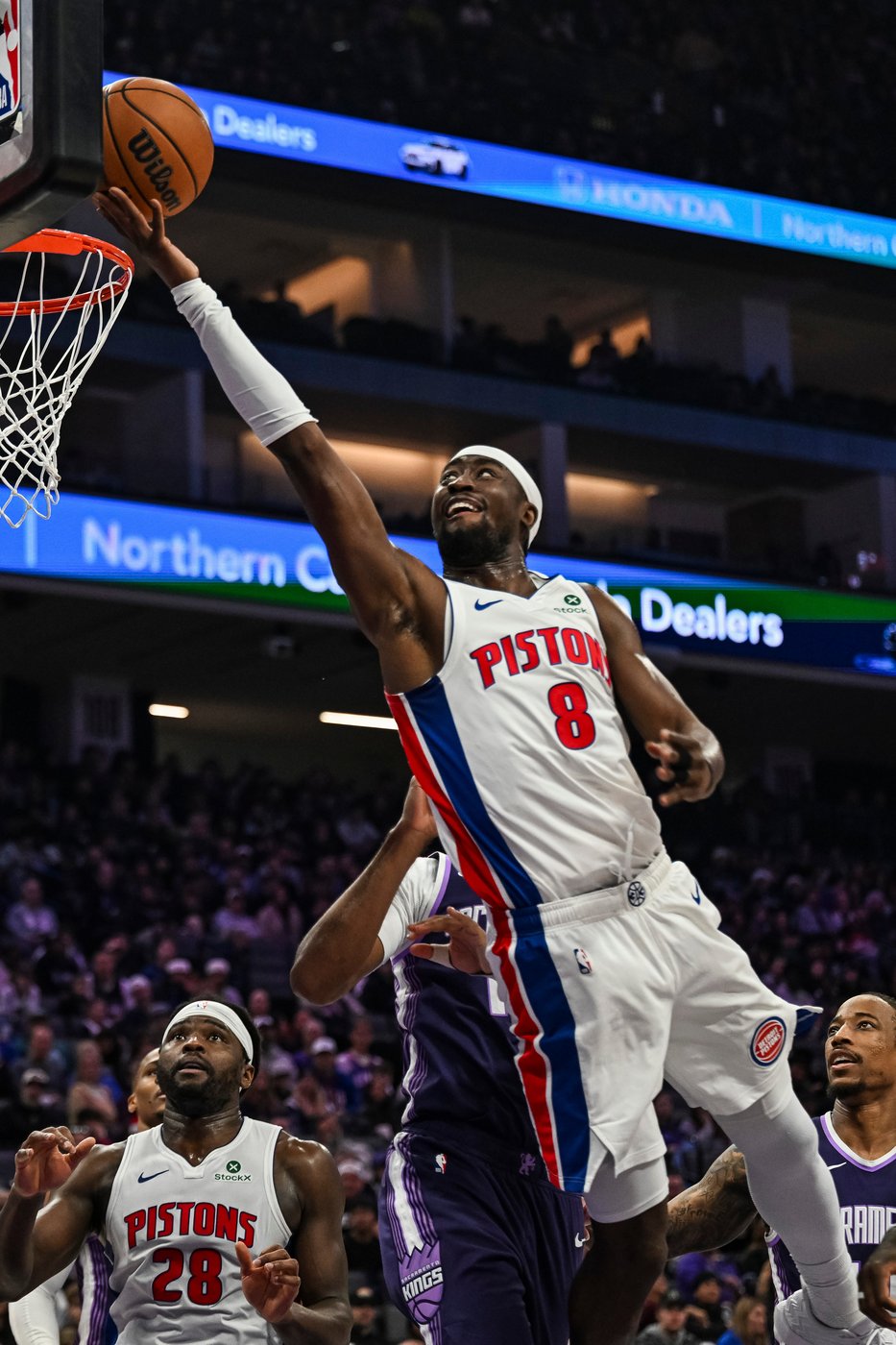 Cunningham, Duren and Harris lead East-best Pistons to 136-127 win over Kings | iNFOnews.ca