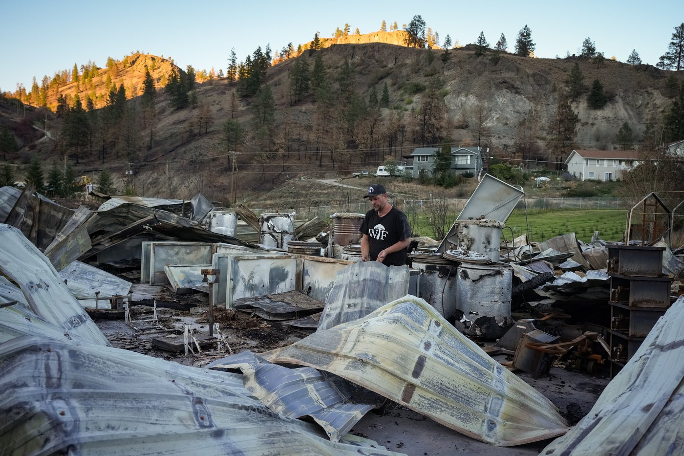 Photo Gallery: Ashes pave road to recovery after B.C. wildfires | iNhome