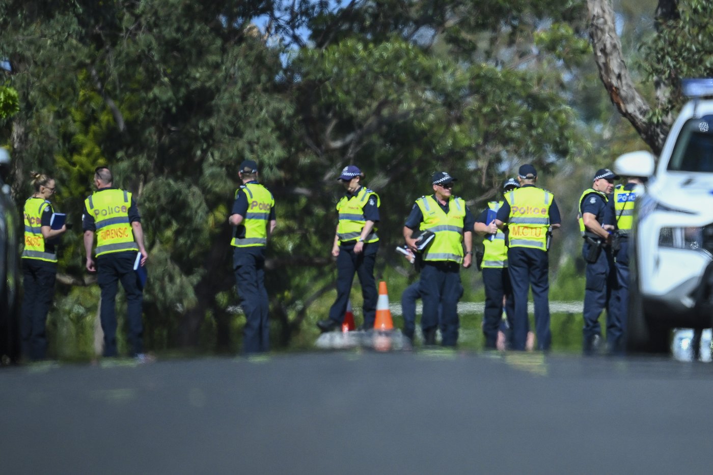 Mother crashes car through Australian school fence, killing a child and injuring 4 others | iNFOnews.ca