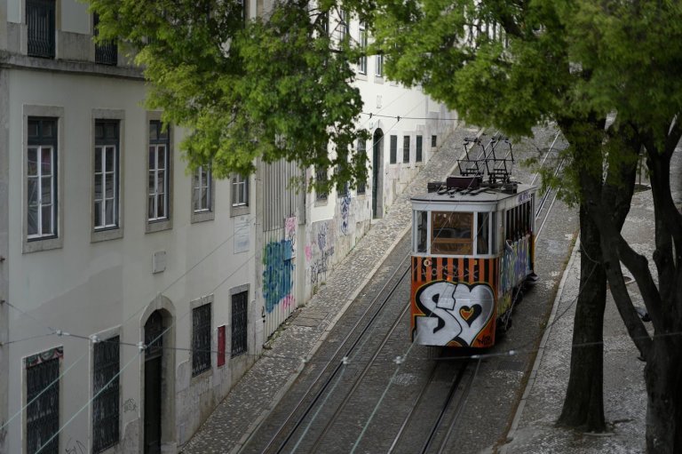 What to know about the streetcar derailment in Lisbon that killed 15 people | iNFOnews.ca
