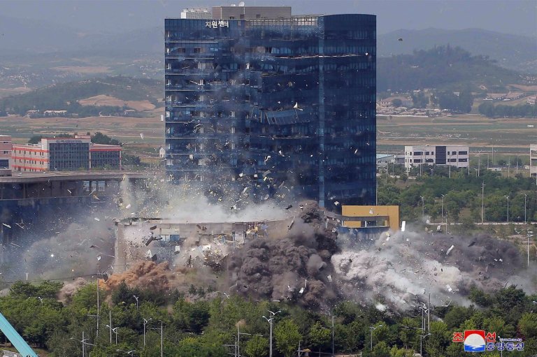 South Korean court orders North Korea to pay $32.5 million for blowing up joint liaison office | iNFOnews.ca