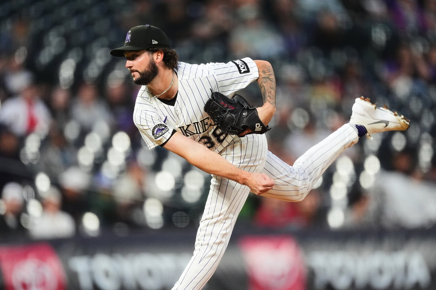Diamondbacks beat the Rockies 5-3 to keep NL wild-card hopes alive | iNFOnews.ca Diamondbacks beat the Rockies 5-3 to keep NL wild-card hopes alive | iNFOnews.ca