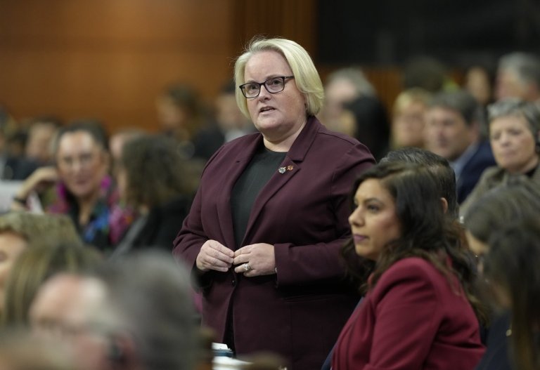 Budget bill 'unfair' for dismissing decades of over-charging veterans: watchdog | iNFOnews.ca