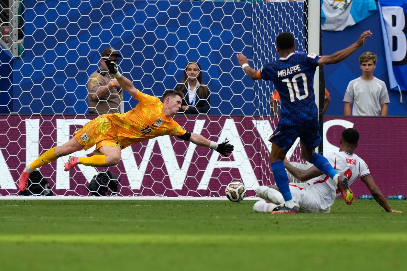 England gets hat trick from Saka and beats France 6-4 in wild World Cup third-place game, in photos | iNFOnews.ca