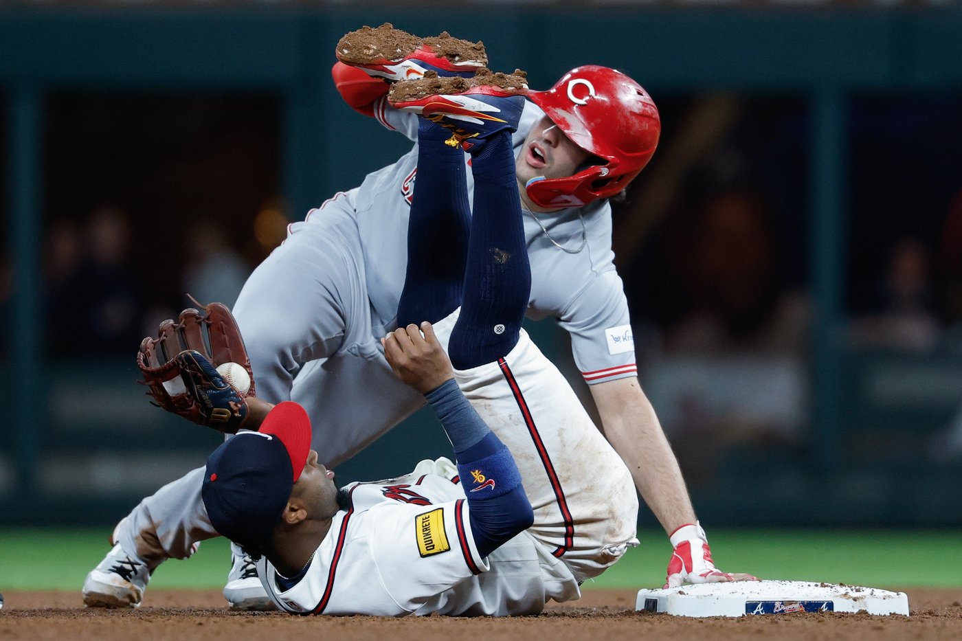 Elly De La Cruz hits 30th homer and Reds rally for 7-6 win over Braves, who lock up NL's No. 3 seed | iNFOnews.ca Elly De La Cruz hits 30th homer and Reds rally for 7-6 win over Braves, who lock up NL's No. 3 seed | iNFOnews.ca