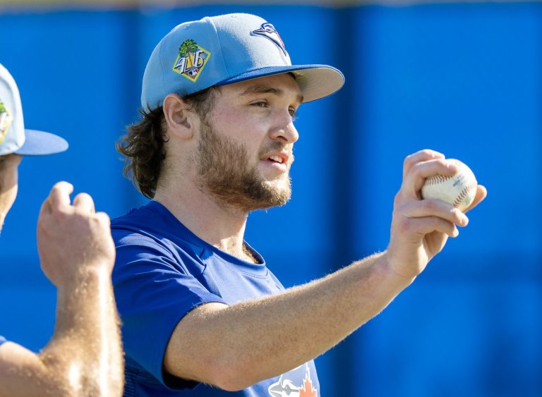 Blue Jays pitcher Yesavage to start season on IL with right shoulder impingement | iNFOnews.ca