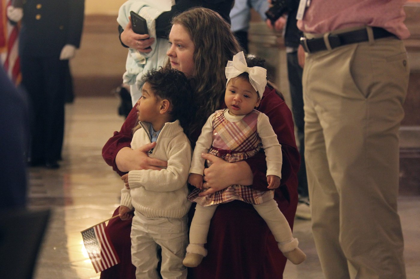 Dozens take oath of US citizenship against Trump's promise of mass deportations | iNFOnews.ca Dozens take oath of US citizenship against Trump's promise of mass deportations | iNFOnews.ca
