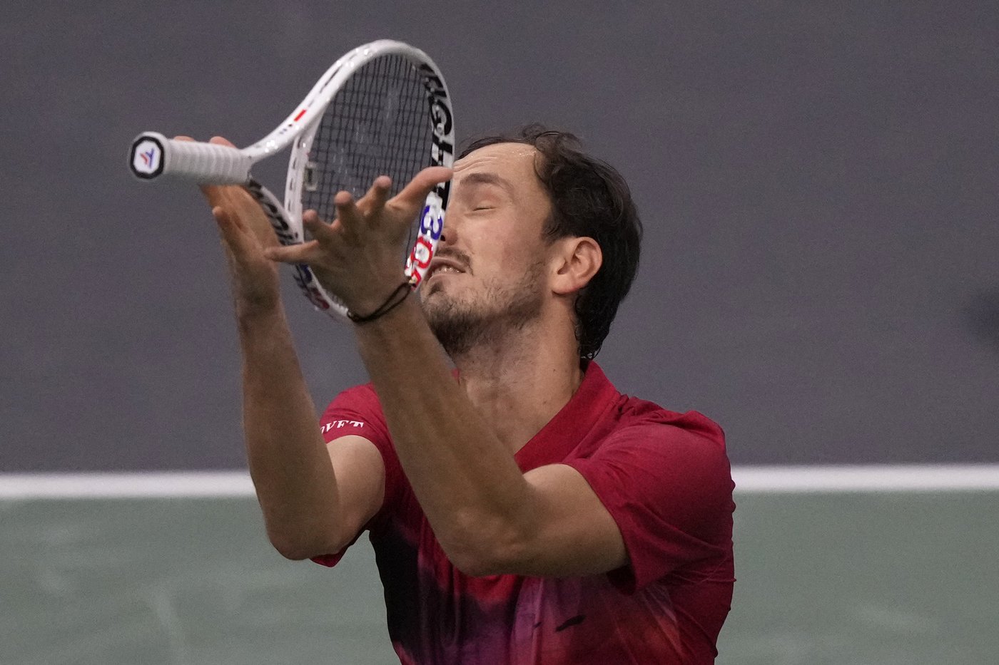 Medvedev loses to Popyrin in second round at Paris Masters, Zverev advances | iNFOnews.ca