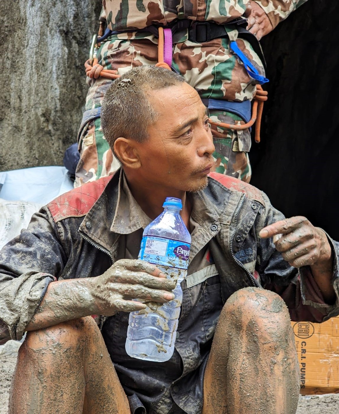 Rescuers in Nepal pull 2 people alive from the debris 10 days after devastating floods | iNFOnews.ca