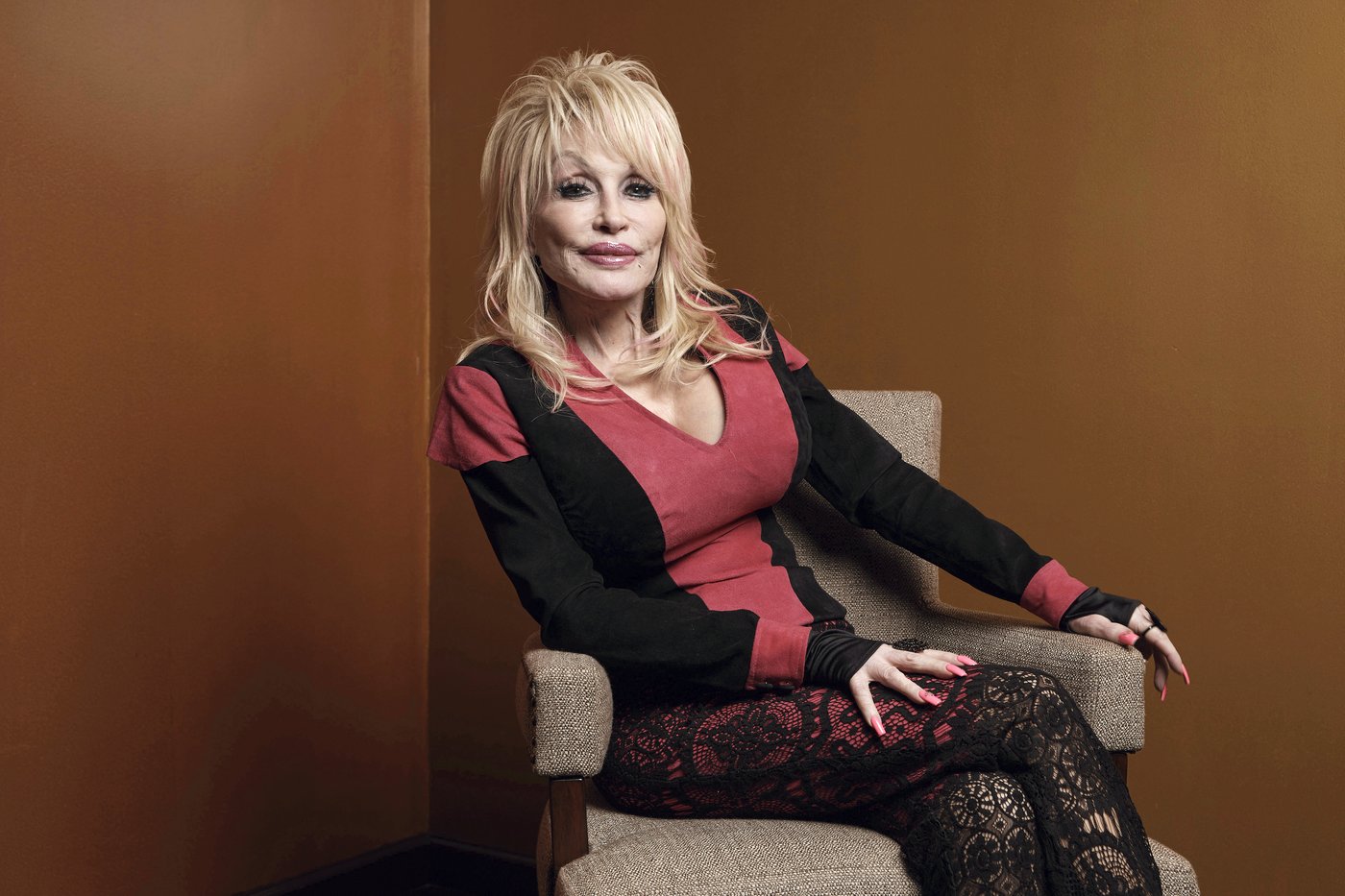 Dolly Parton sings her family's story on 'Smoky Mountain DNA.' She says it is her 'favorite album' | iNFOnews.ca Dolly Parton sings her family's story on 'Smoky Mountain DNA.' She says it is her 'favorite album' | iNFOnews.ca
