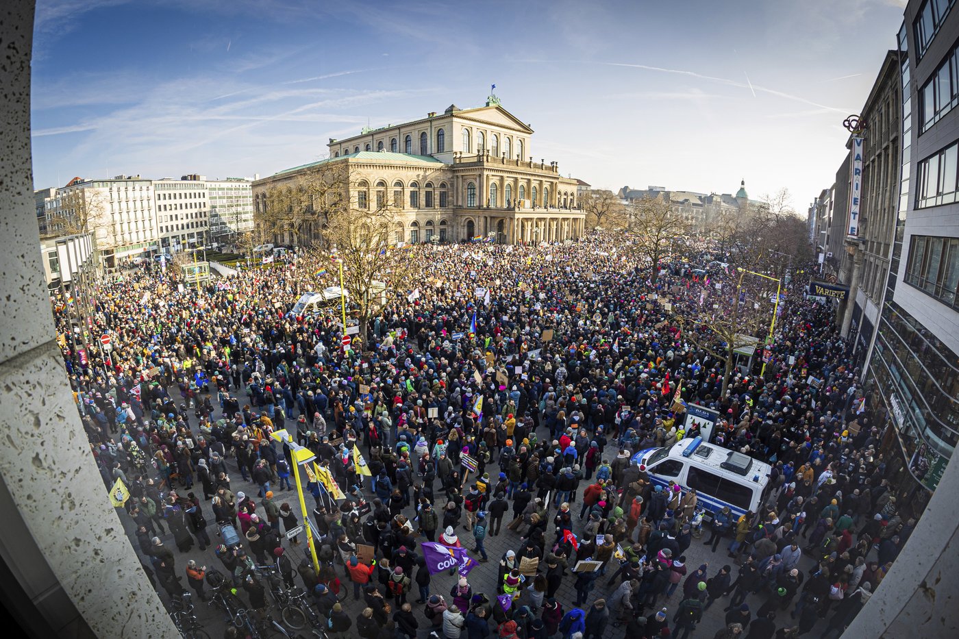 At least 200,000 protesters rally in Munich against far-right AfD ahead of German election | iNFOnews.ca At least 200,000 protesters rally in Munich against far-right AfD ahead of German election | iNFOnews.ca