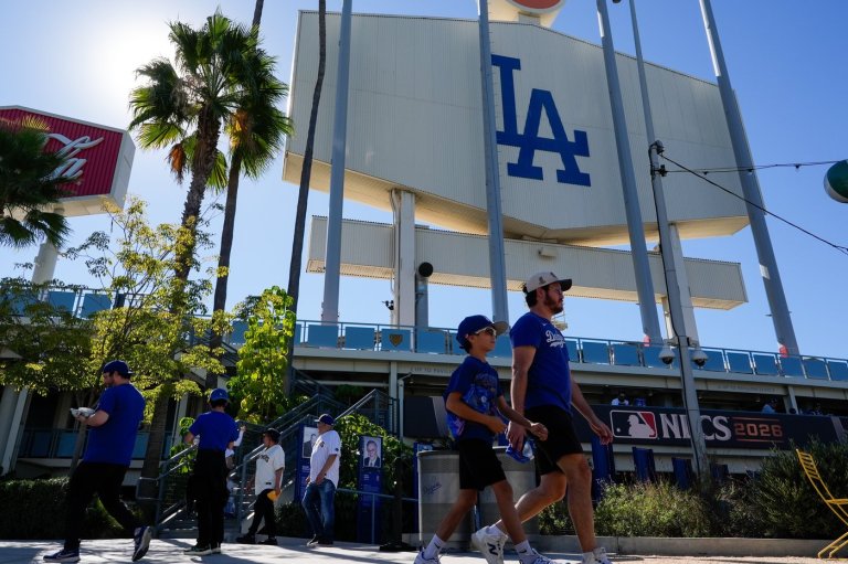 Dodgers executive Bob Wolfe to retire at year’s end, shifting to an advisory role | iNFOnews.ca