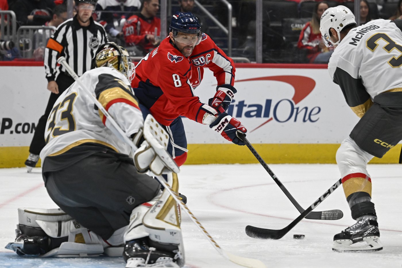 Capitals' Alex Ovechkin becomes the 60th NHL player to record 700 career assists | iNFOnews.ca