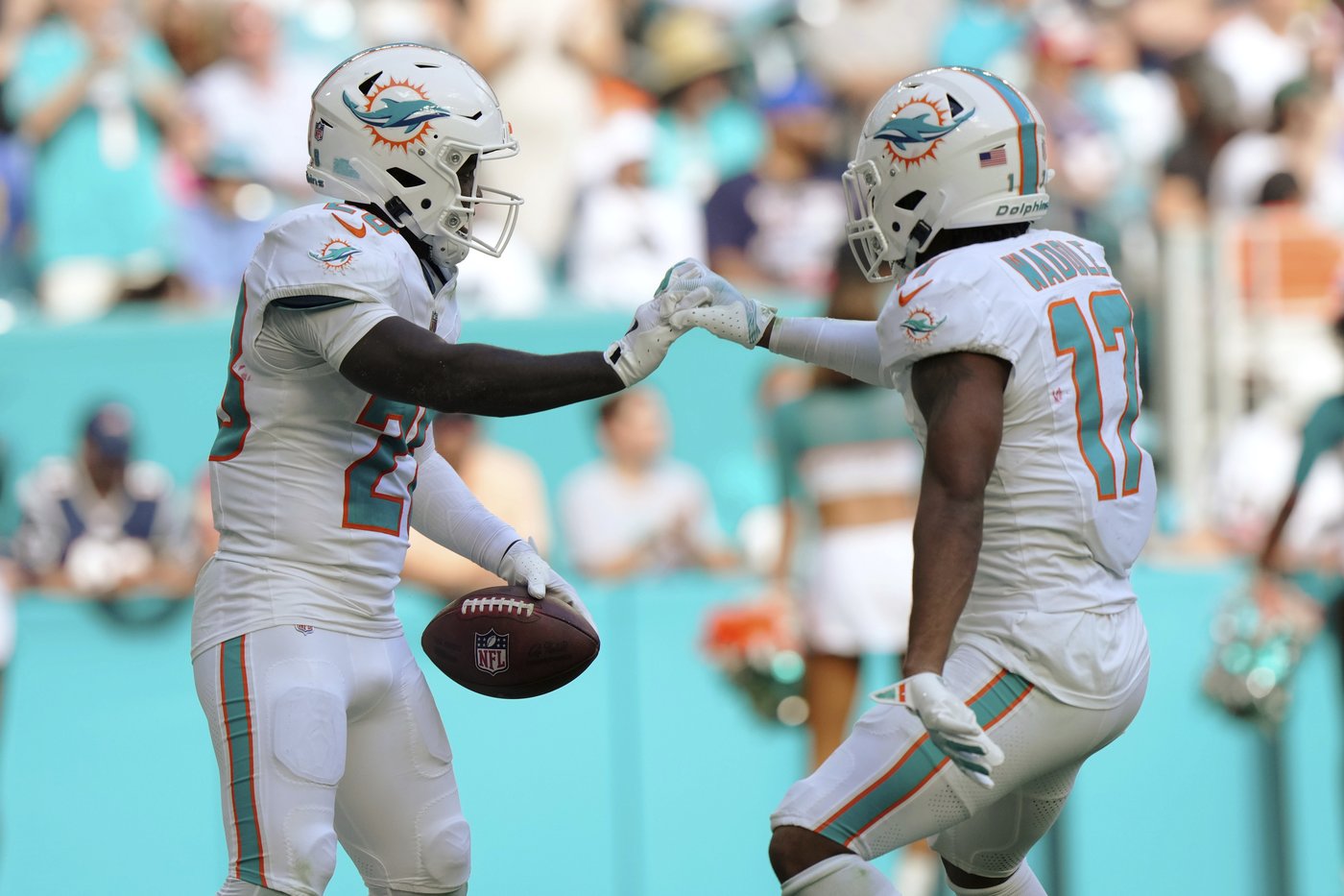 Dolphins try to continue their surge as they visit the Packers on Thanksgiving night | iNFOnews.ca