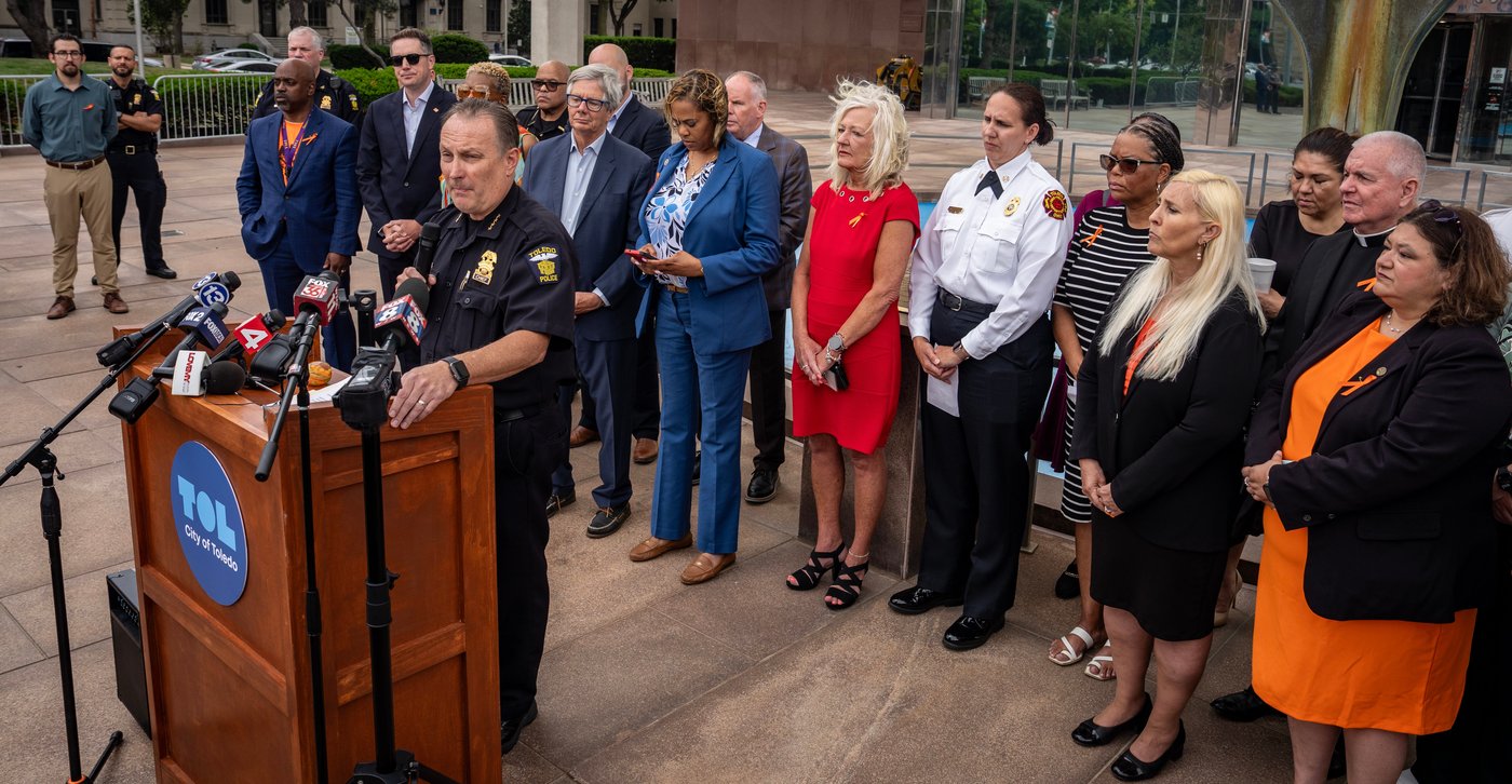 Police zero in on 2 suspects after a mass shooting at a festival in Toledo, Ohio | iNFOnews.ca Police zero in on 2 suspects after a mass shooting at a festival in Toledo, Ohio | iNFOnews.ca