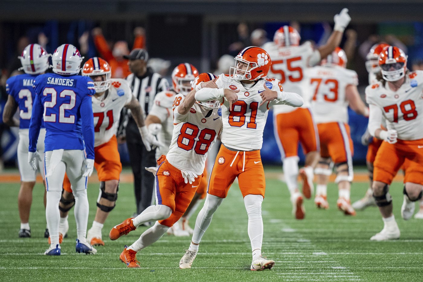 No. 18 Clemson beats No. 8 SMU 34-31 on last-second field goal for ACC title, berth in the CFP | iNFOnews.ca No. 18 Clemson beats No. 8 SMU 34-31 on last-second field goal for ACC title, berth in the CFP | iNFOnews.ca