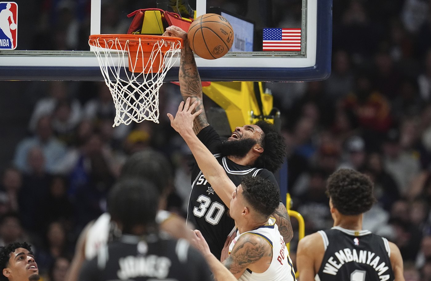 Wembanyama denies Jokic in closing seconds as Spurs beat Nuggets 113-110 | iNFOnews.ca