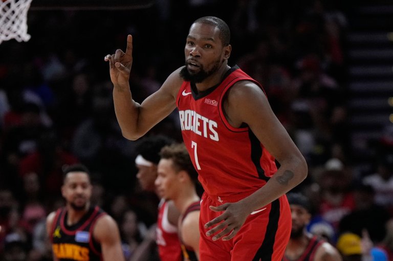 Rockets snap Hawks' 11-game win streak with a 117-95 rout as Durant scores 25 | iNFOnews.ca