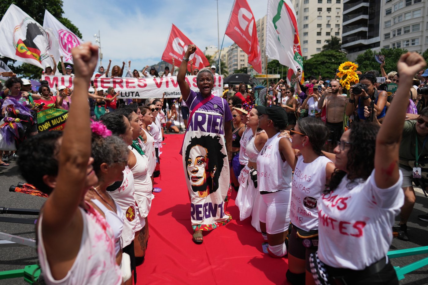 Women’s Day marches in Brazil decry gender-based violence, fueled by alleged gang rape in Copacabana | iNFOnews.ca