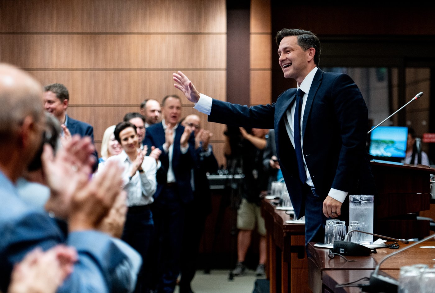 Conservative caucus meets in Ottawa as poll numbers slump and Trump's threats loom | iNFOnews.ca