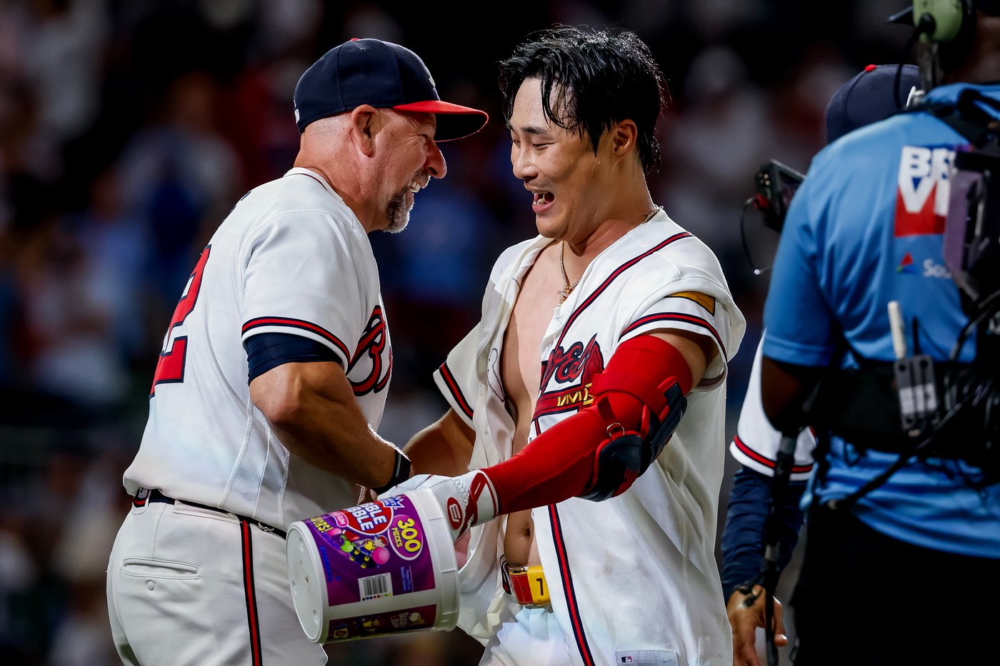 Braves beat Dodgers 6-5 on walk-off single by pinch-hitter Ha-Seong Kim | iNFOnews.ca Braves beat Dodgers 6-5 on walk-off single by pinch-hitter Ha-Seong Kim | iNFOnews.ca