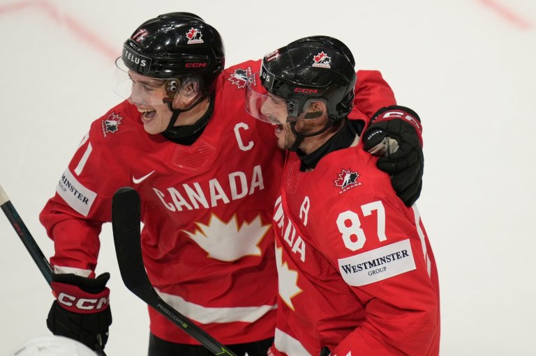 Celebrini and Crosby score as Canada beats US to advance to semifinals of ice hockey worlds | iNFOnews.ca