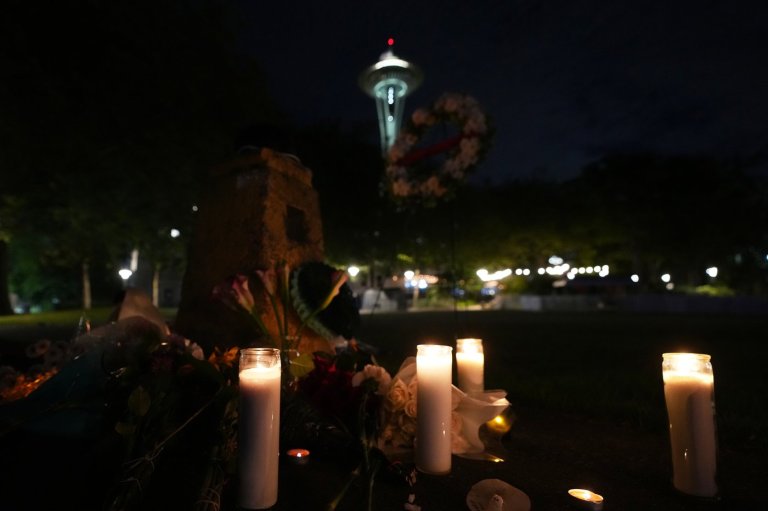 Bullets that killed 2 at Seattle festival weren't recovered from teen shooter's gun, police say | iNFOnews.ca