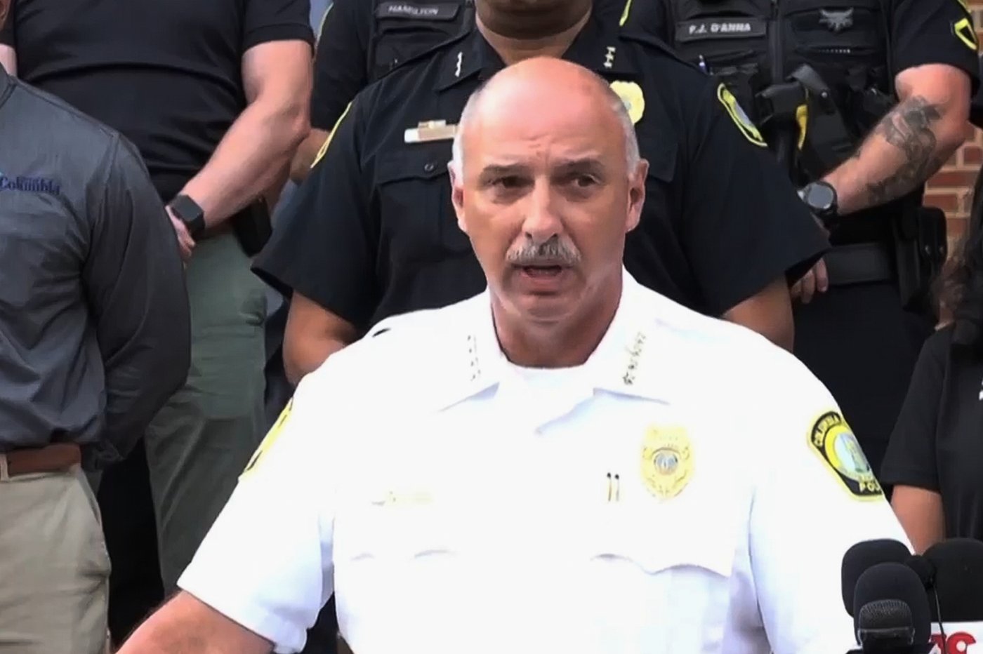 An officer is dead and a second is injured in a shooting at South Carolina park, police chief says | iNFOnews.ca