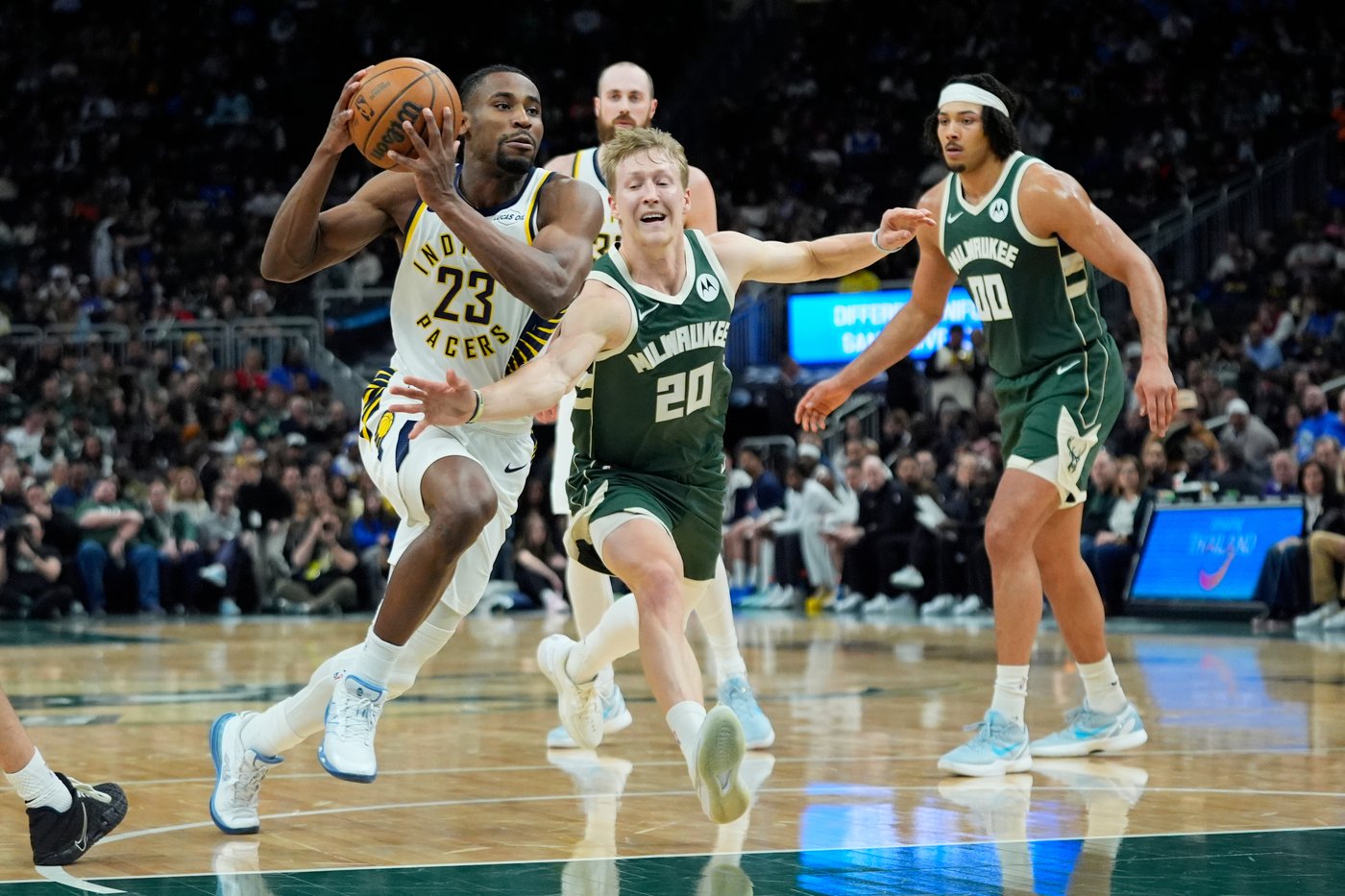 Bucks beat Pacers 105-99 for first 3-game winning streak of season | iNFOnews.ca Bucks beat Pacers 105-99 for first 3-game winning streak of season | iNFOnews.ca
