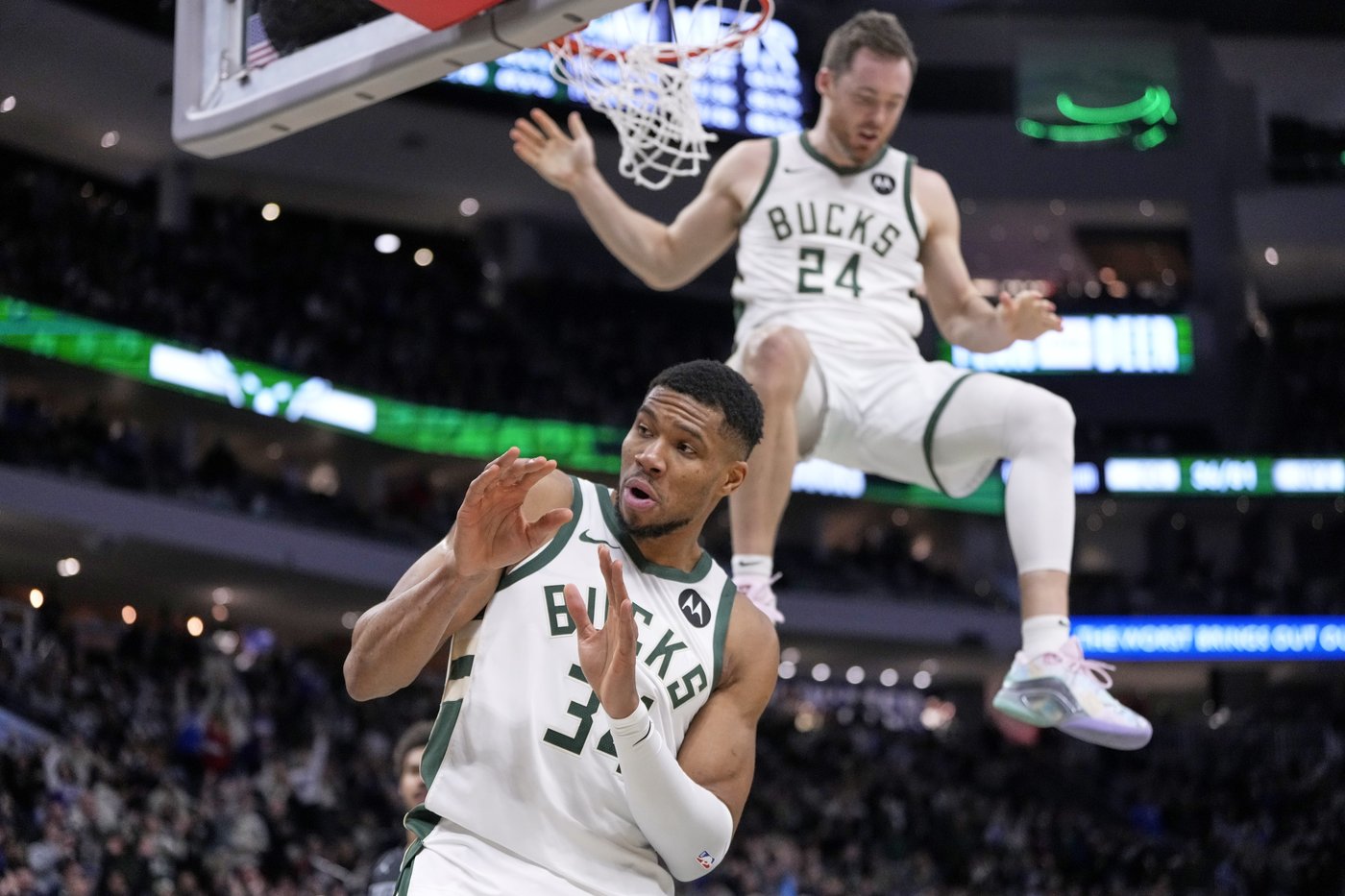 Another slow start by Bucks leaves Antetokounmpo in no mood to celebrate his latest record | iNFOnews.ca Another slow start by Bucks leaves Antetokounmpo in no mood to celebrate his latest record | iNFOnews.ca