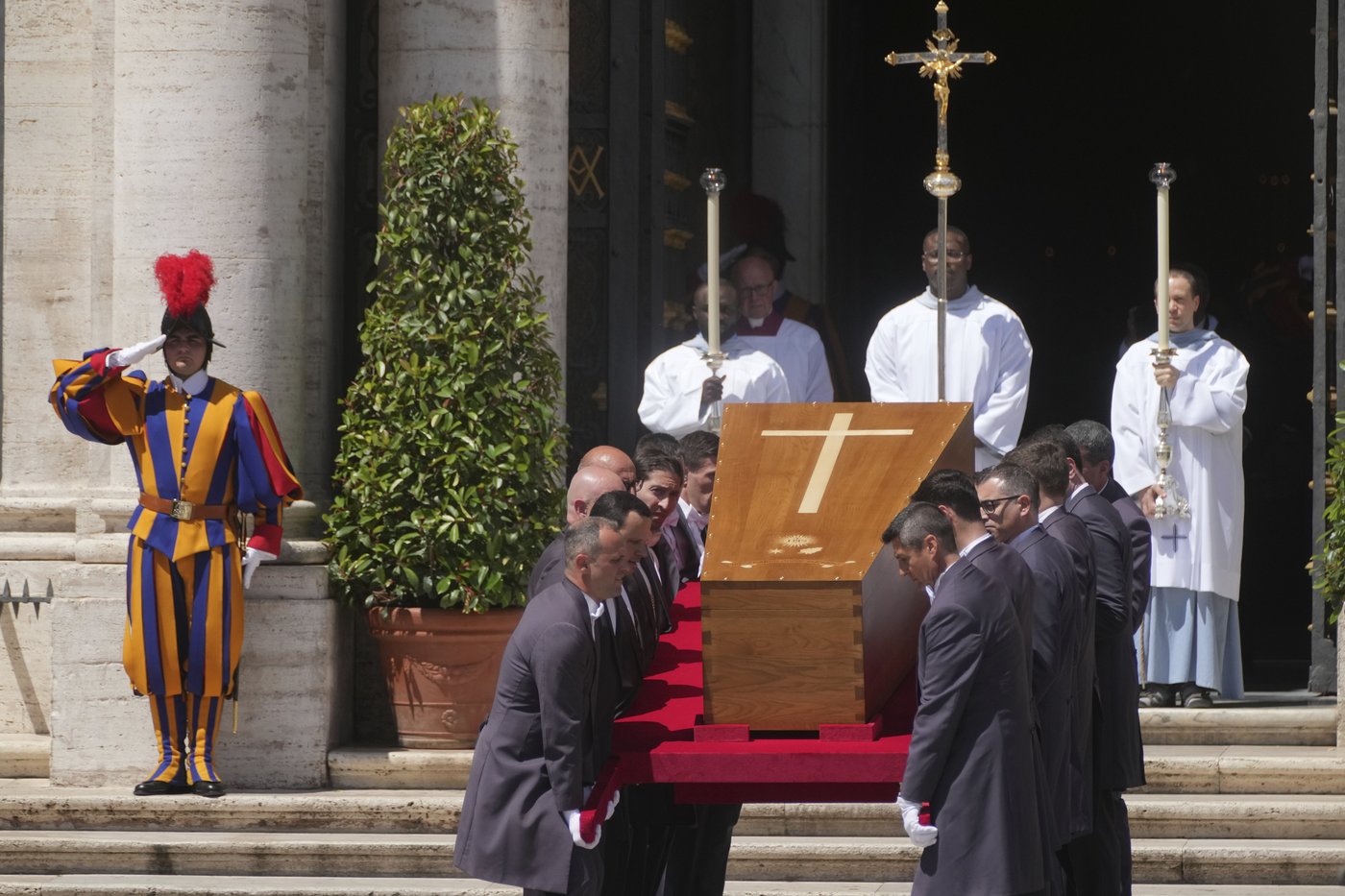 PHOTO COLLECTION: Vatican Pope Funeral Top Photos of the Day | iNFOnews.ca PHOTO COLLECTION: Vatican Pope Funeral Top Photos of the Day | iNFOnews.ca