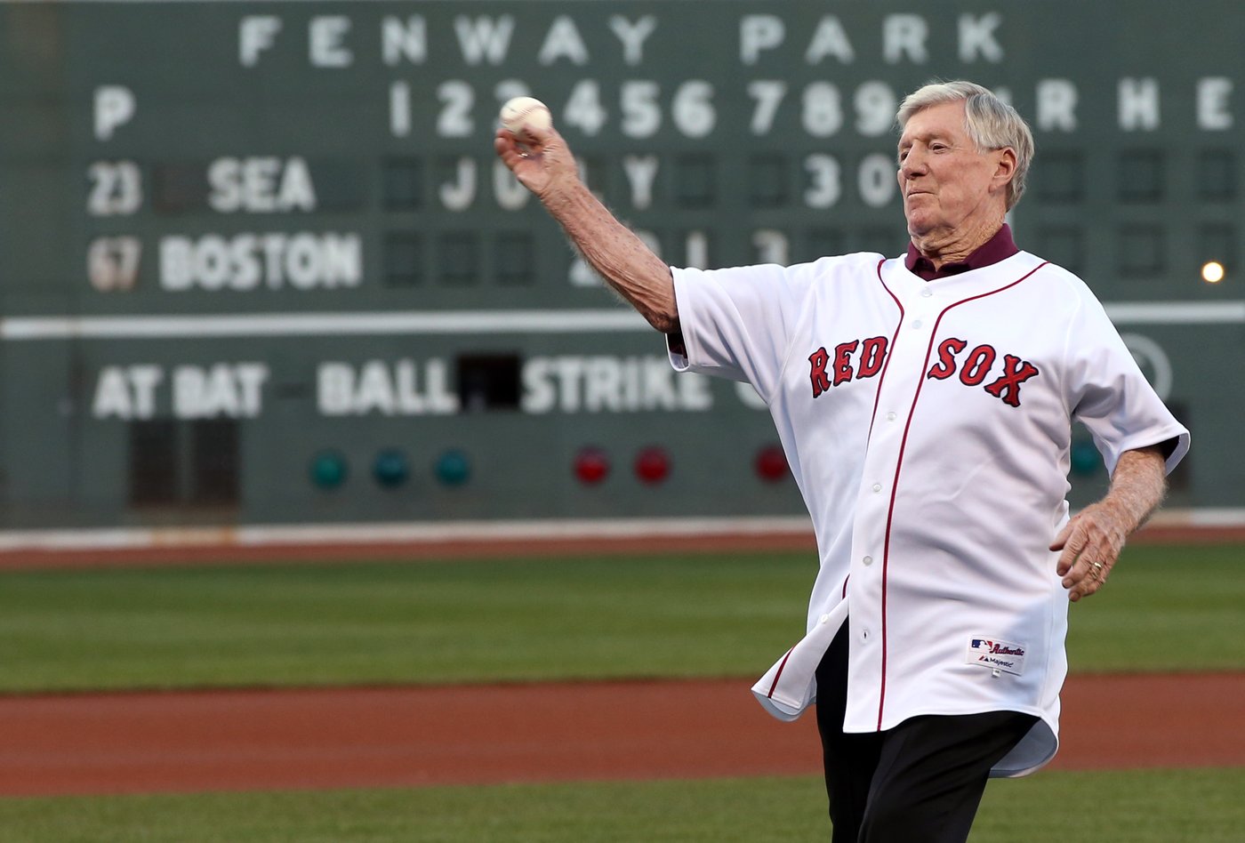 Joe Morgan, former Boston Red Sox manager who led hometown team to 2 division titles, dies at 95 | iNFOnews.ca Joe Morgan, former Boston Red Sox manager who led hometown team to 2 division titles, dies at 95 | iNFOnews.ca