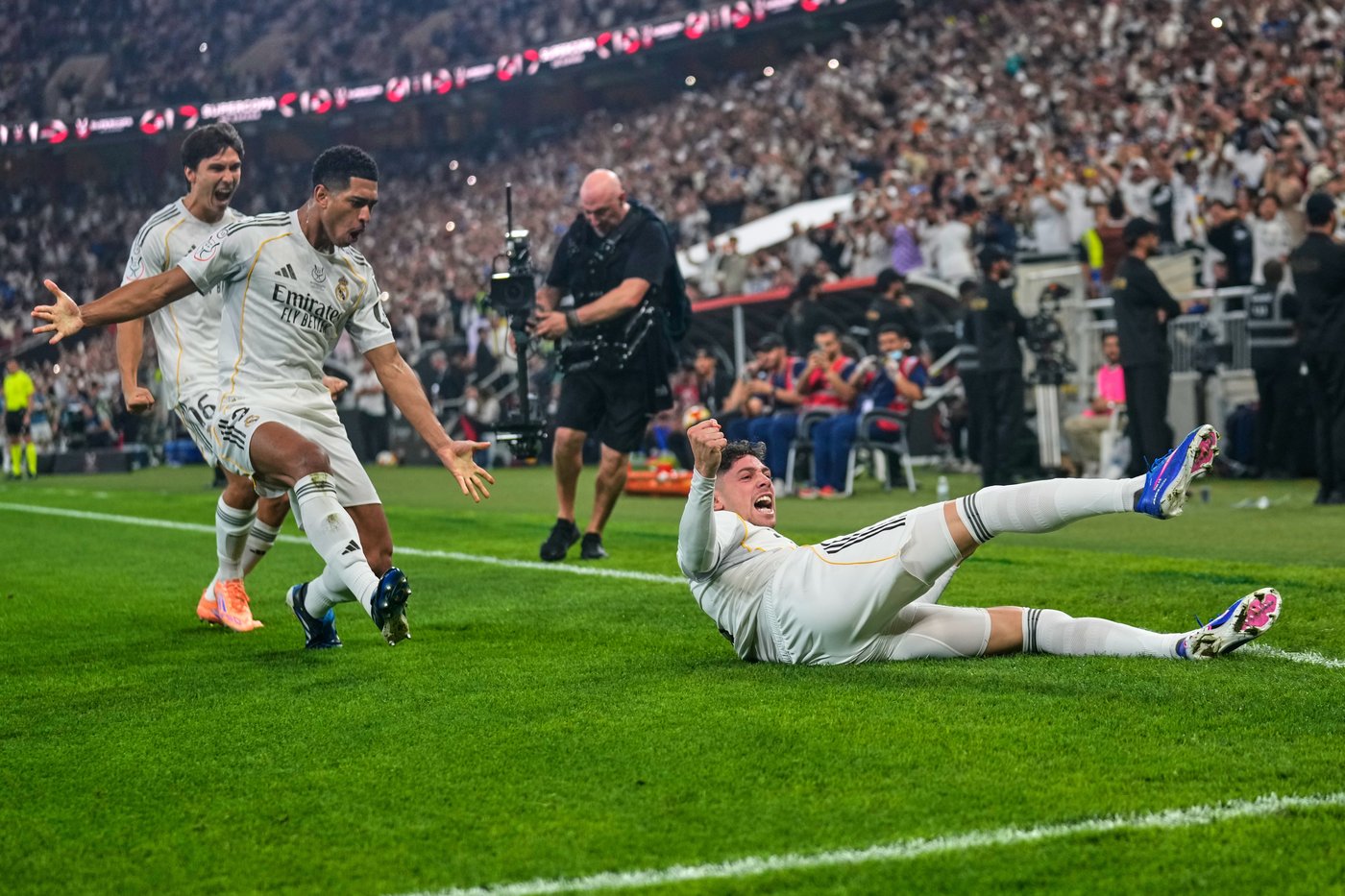 Real Madrid beats Atletico 2-1 to set up clasico final at the Spanish Super Cup in Saudi Arabia | iNFOnews.ca