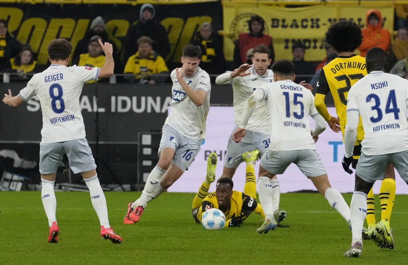 Bruun Larsen returns to deny Dortmund victory with a late goal for Hoffenheim | iNFOnews.ca