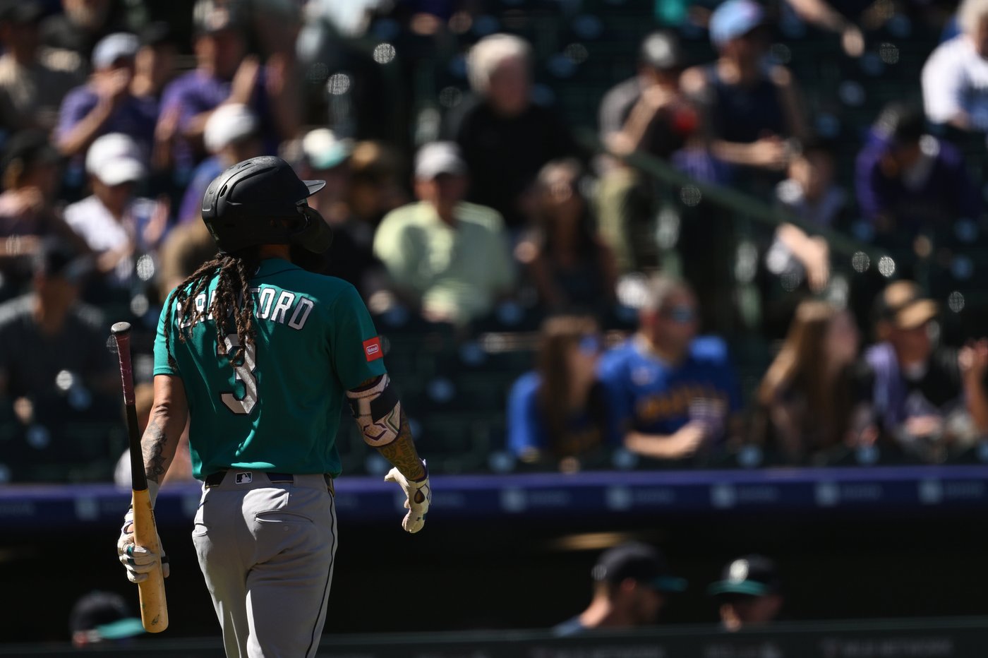Anderson tosses 7 shutout innings, Mariners beat Rockies 2-1 to avoid elimination | iNFOnews.ca