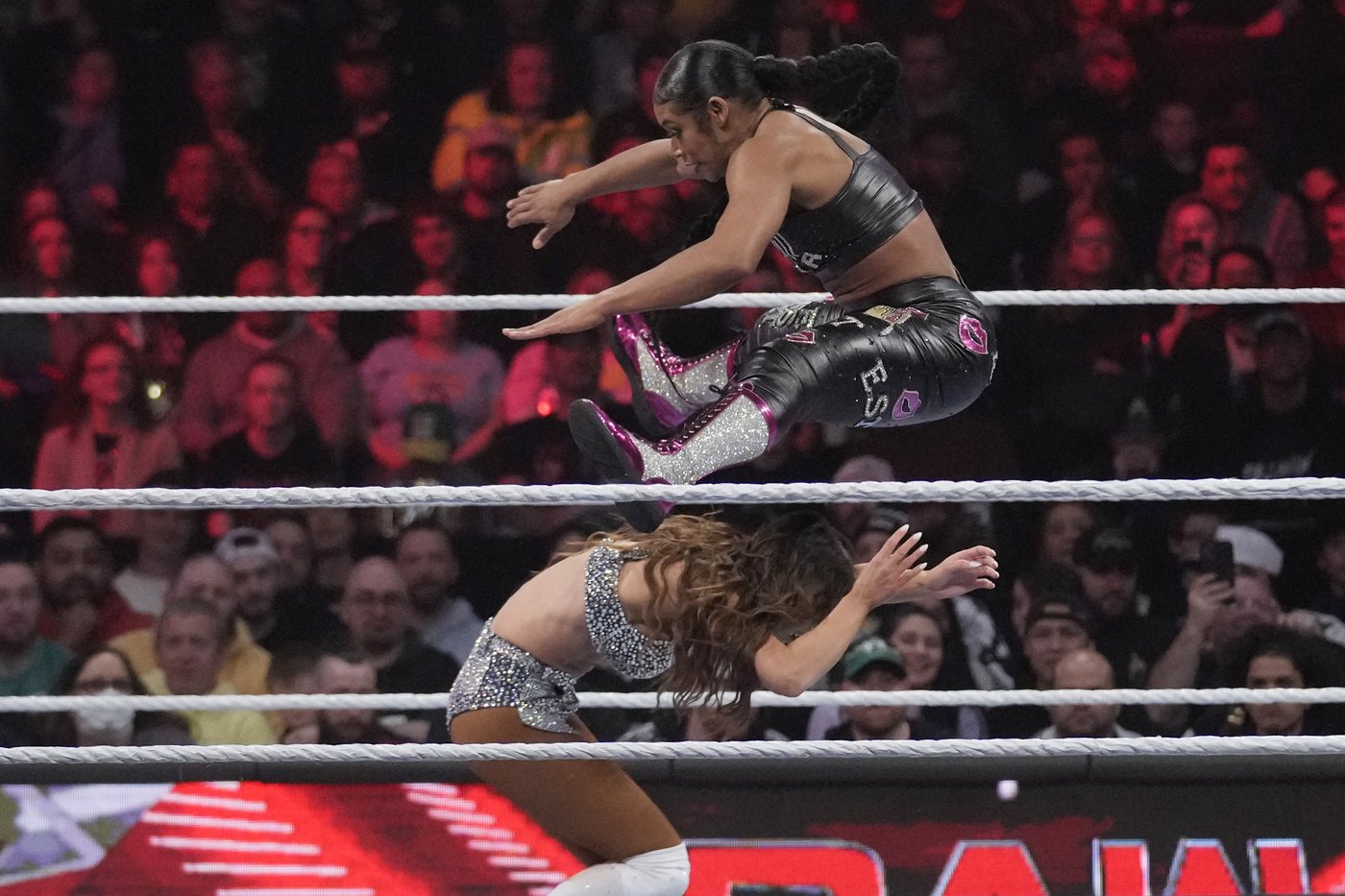 WWE is seeking a bigger stage and Netflix, pushing for more live events, is providing it | iNFOnews.ca WWE is seeking a bigger stage and Netflix, pushing for more live events, is providing it | iNFOnews.ca