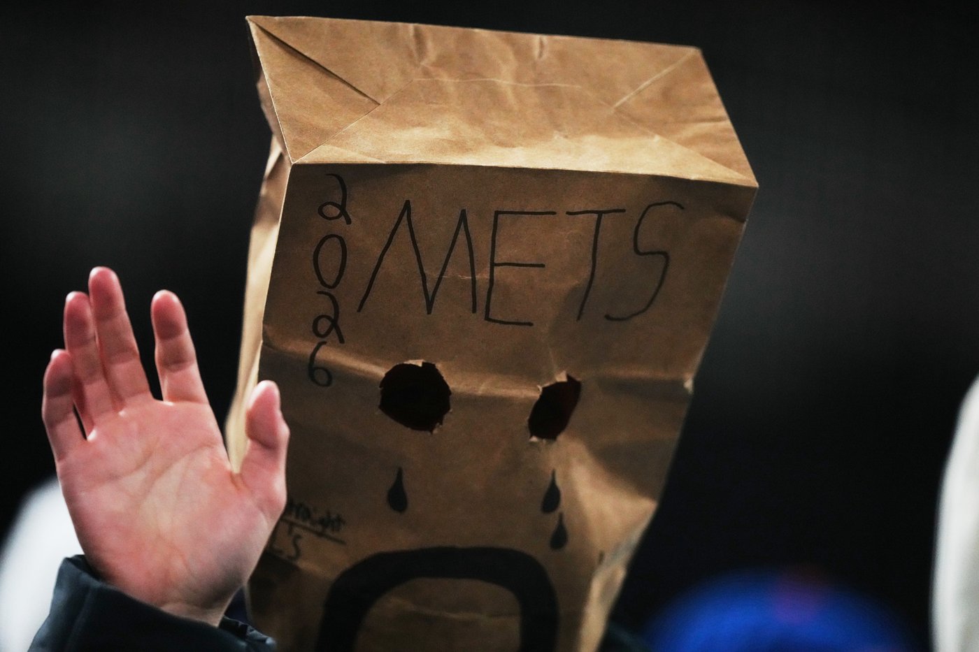 Mets fans mostly stay home but fill Citi Field with late boos as New York's skid hits 12 games | iNFOnews.ca Mets fans mostly stay home but fill Citi Field with late boos as New York's skid hits 12 games | iNFOnews.ca