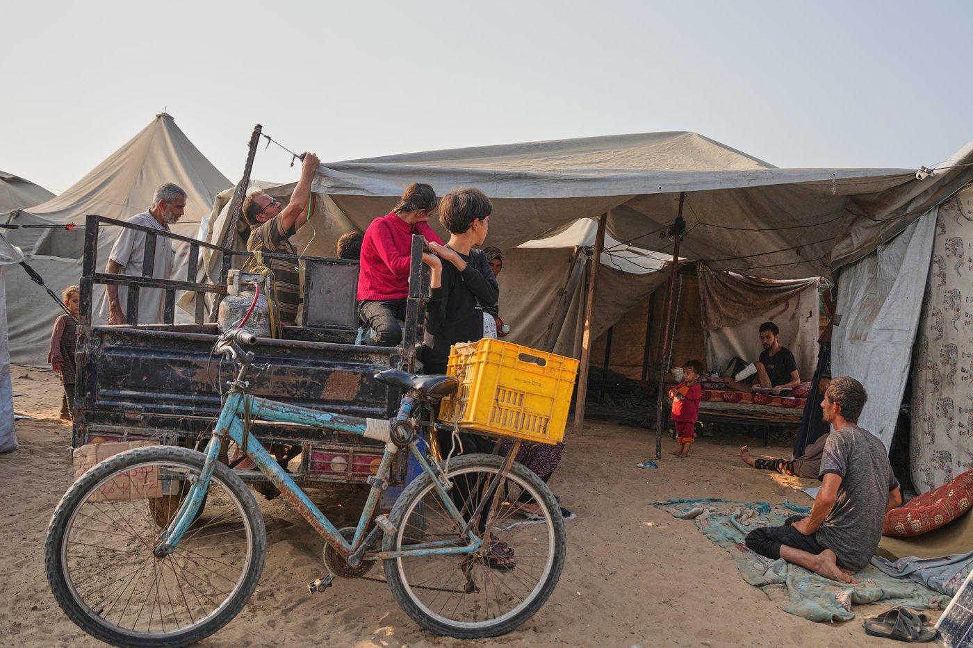 Gaza amputees struggle to rebuild lives as the enclave faces shortages of prosthetic limbs | iNFOnews.ca