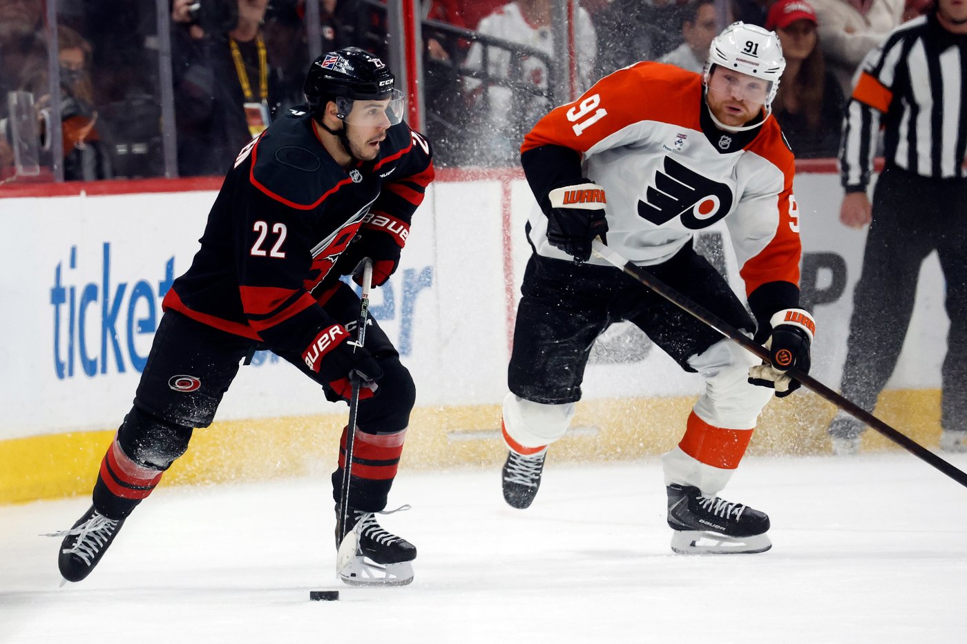 Trailing 2-0 in series, Flyers hope return home can fuel comeback against Hurricanes | iNFOnews.ca Trailing 2-0 in series, Flyers hope return home can fuel comeback against Hurricanes | iNFOnews.ca