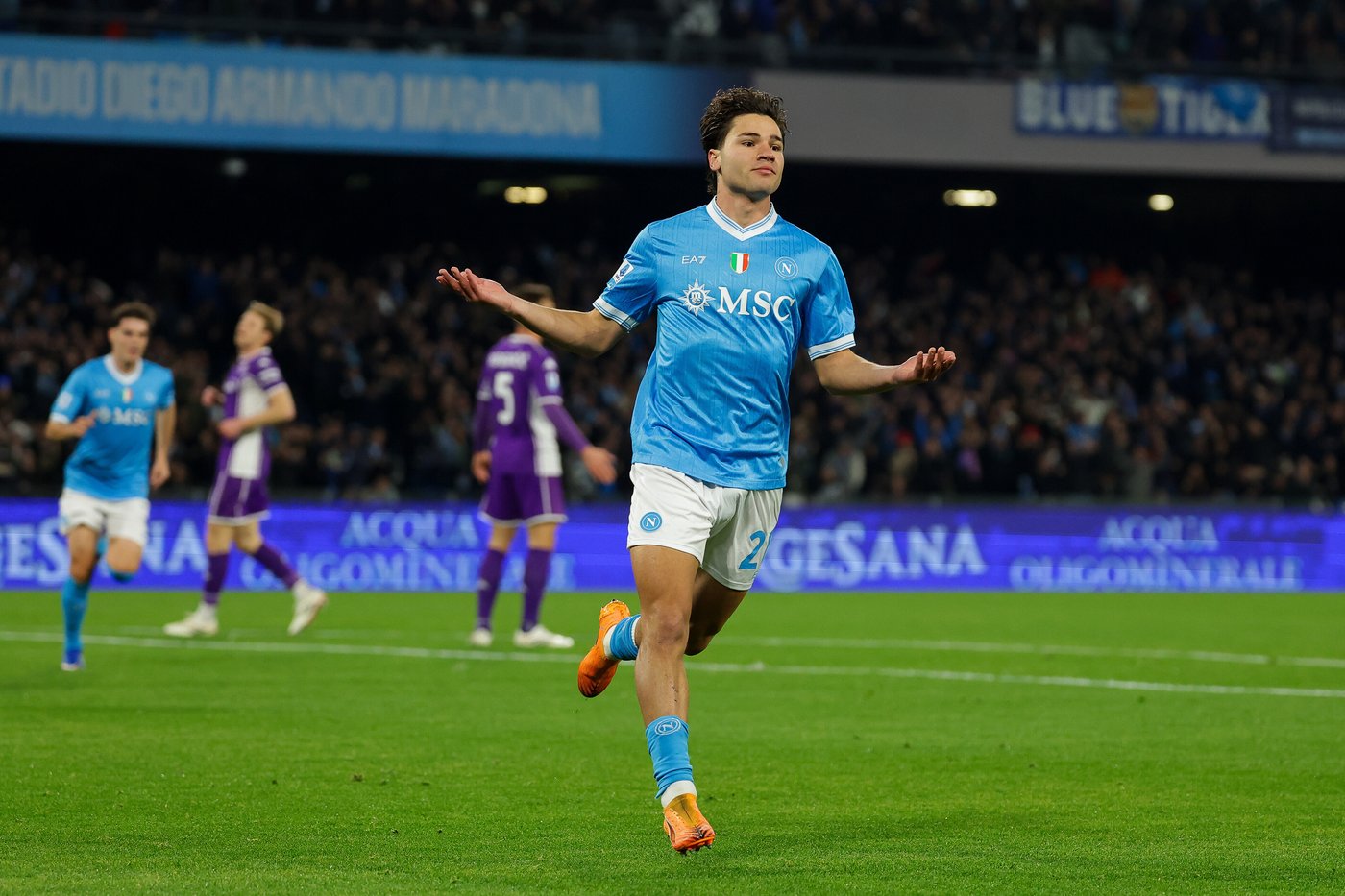 Local hero Vergara shines again as Napoli beats Fiorentina but injury crisis deepens | iNFOnews.ca Local hero Vergara shines again as Napoli beats Fiorentina but injury crisis deepens | iNFOnews.ca