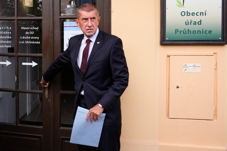 Czechs vote in Senate and local elections in first test for populist PM Babiš | iNFOnews.ca