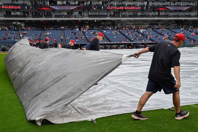 Rays, Guardians to play ALCS Game 3 in afternoon with rain forecast Thursday night | iNFOnews.ca