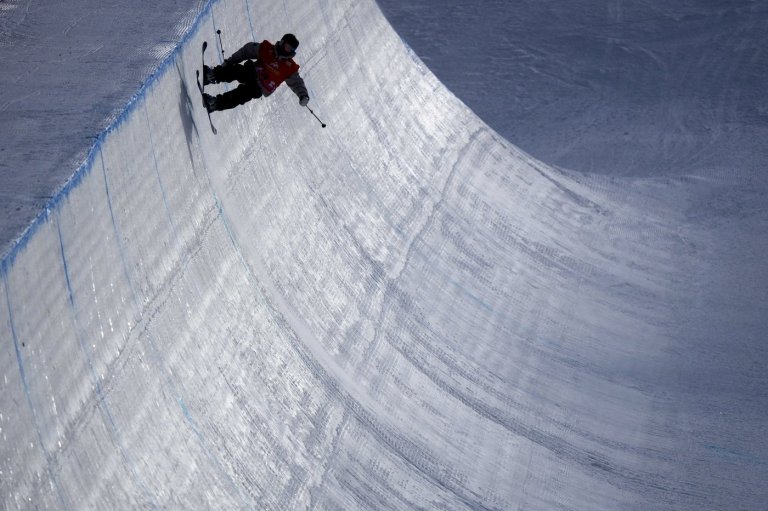 Canada's Andrew Longino wins bronze medal at World Cup halfpipe event | iNFOnews.ca