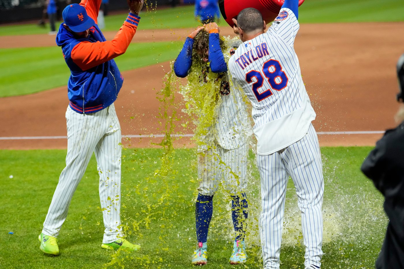 Benge walk-off single in 10th gives Mets 3-2 win over Tigers, atones for earlier misplay | iNFOnews.ca Benge walk-off single in 10th gives Mets 3-2 win over Tigers, atones for earlier misplay | iNFOnews.ca