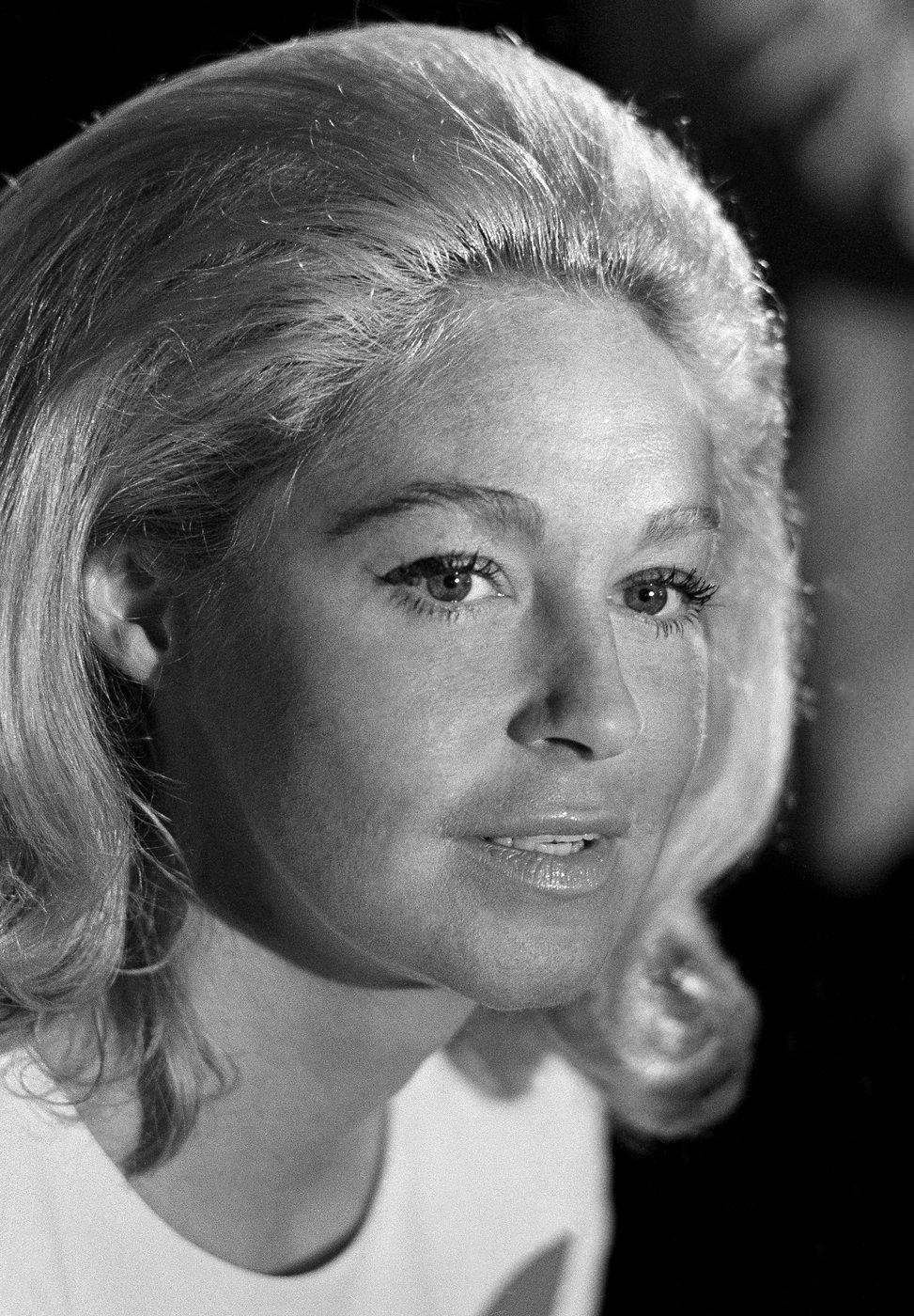 Joan Kennedy, first wife of Sen. Edward Kennedy, has died | iNFOnews.ca Joan Kennedy, first wife of Sen. Edward Kennedy, has died | iNFOnews.ca