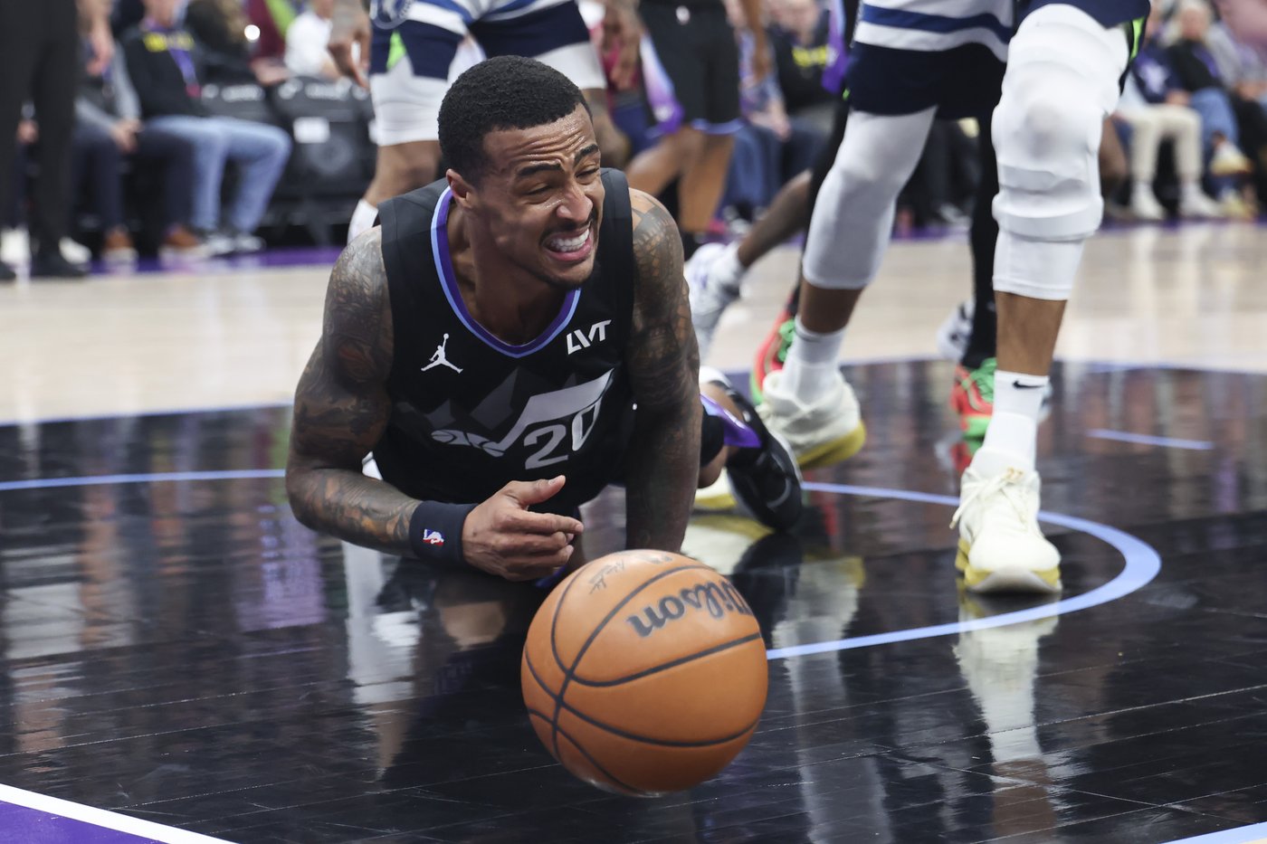 Anthony Edwards scores 36 points in the Timberwolves' 138-113 victory over the Jazz | iNFOnews.ca