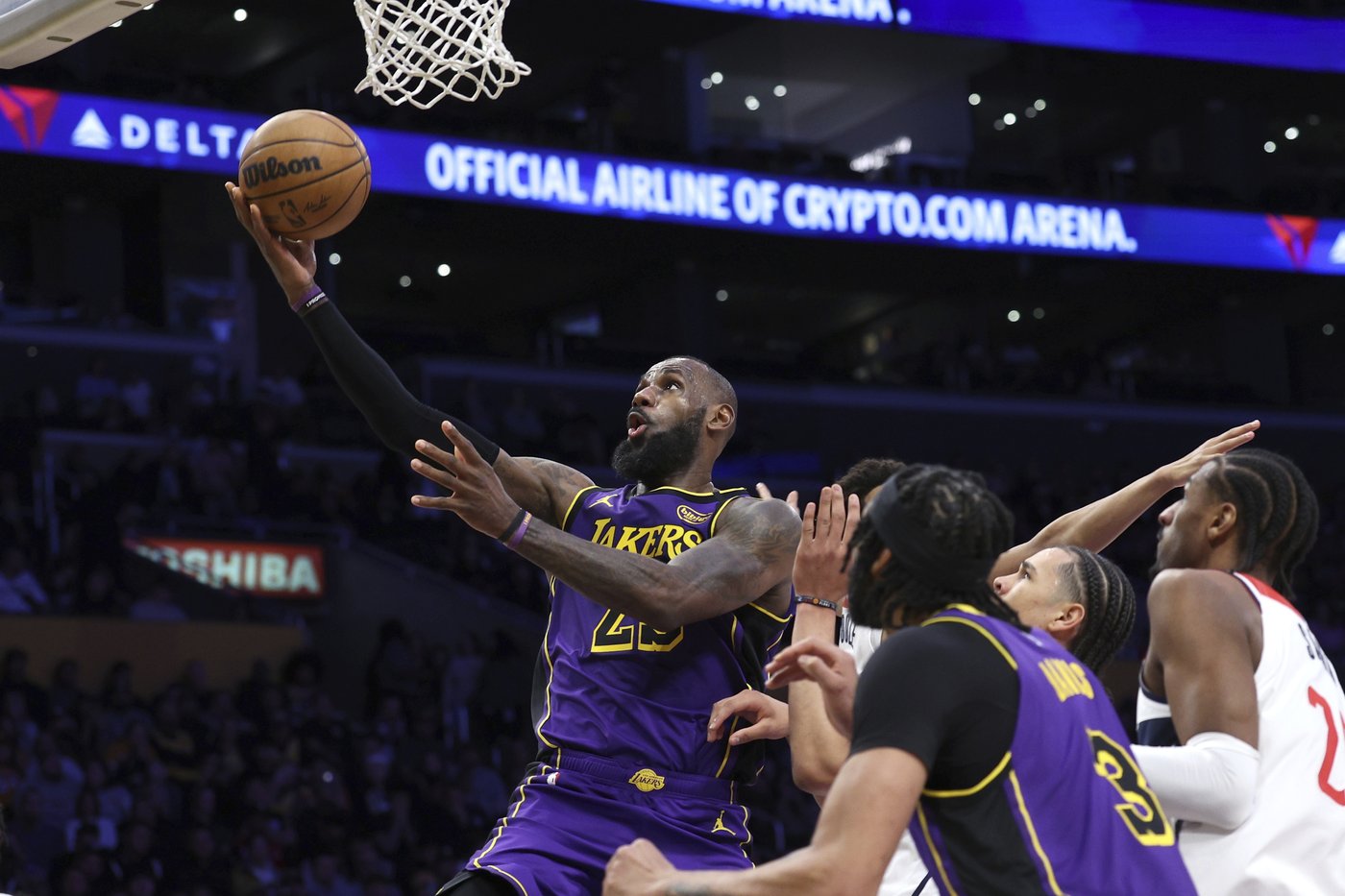 LeBron has a triple-double 1 day after cheering on Buckeyes in Atlanta. Lakers beat Wizards 111-88 | iNFOnews.ca LeBron has a triple-double 1 day after cheering on Buckeyes in Atlanta. Lakers beat Wizards 111-88 | iNFOnews.ca