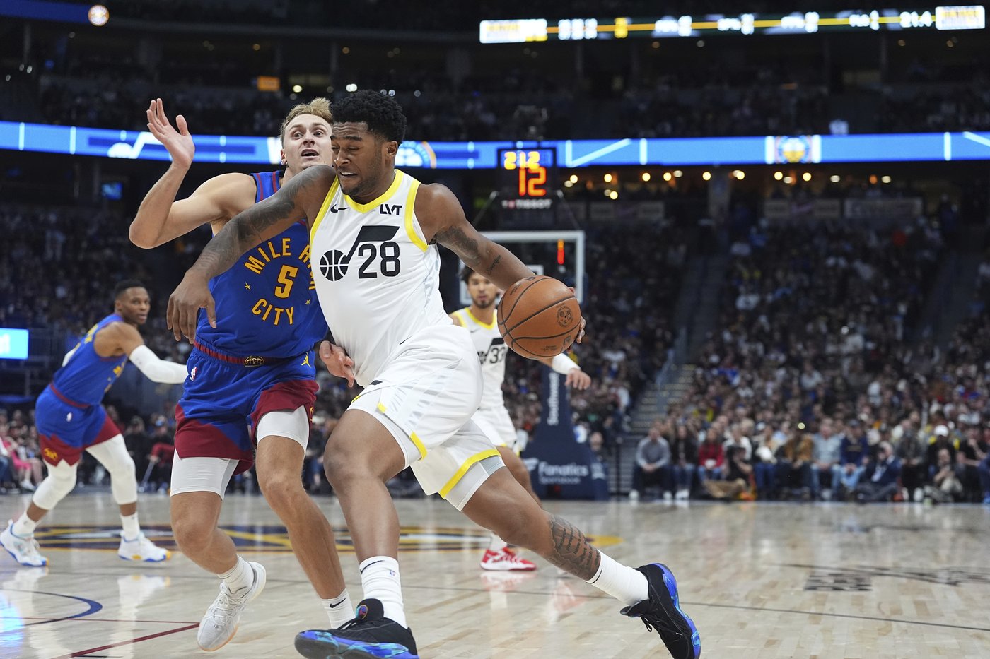 Nikola Jokic scores team-high 27 points, leading the Nuggets past the Jazz 129-103 | iNFOnews.ca