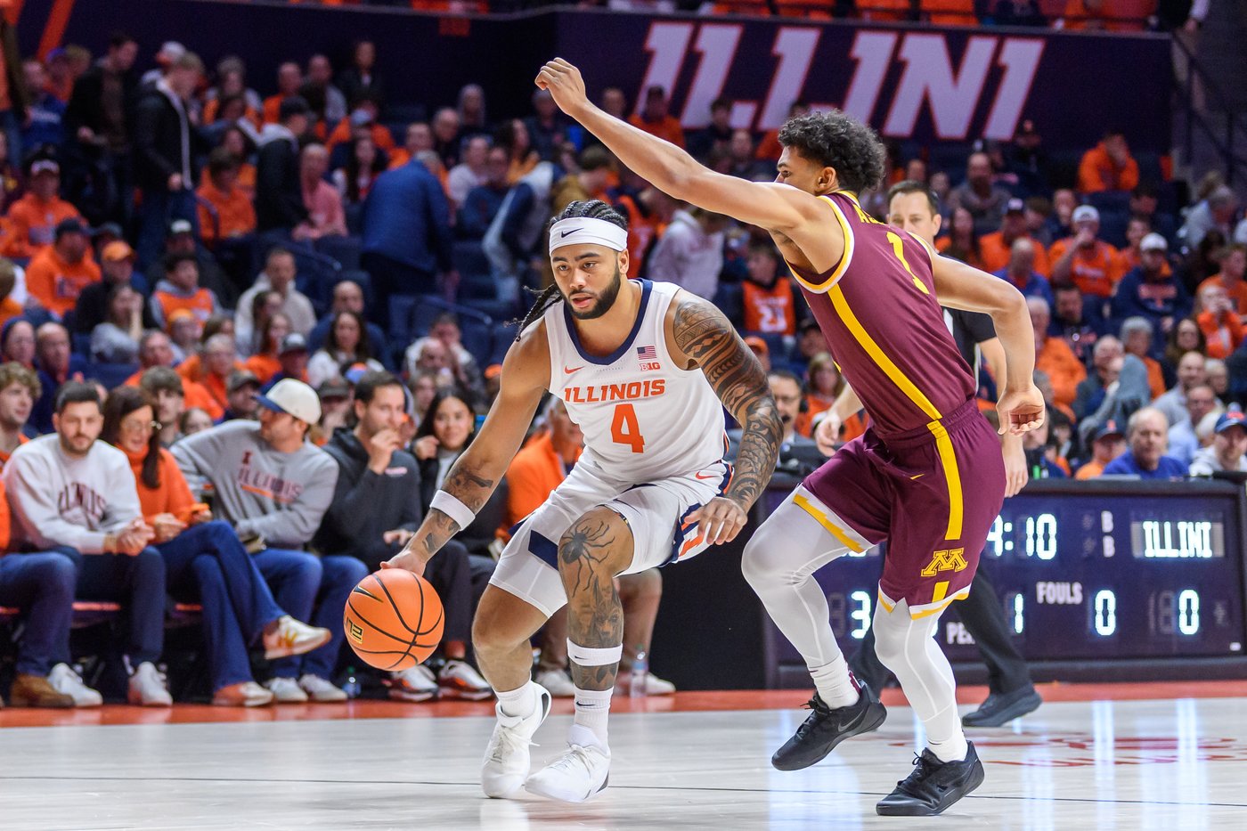 Illinois' Kylan Boswell out for a month with broken hand | iNFOnews.ca