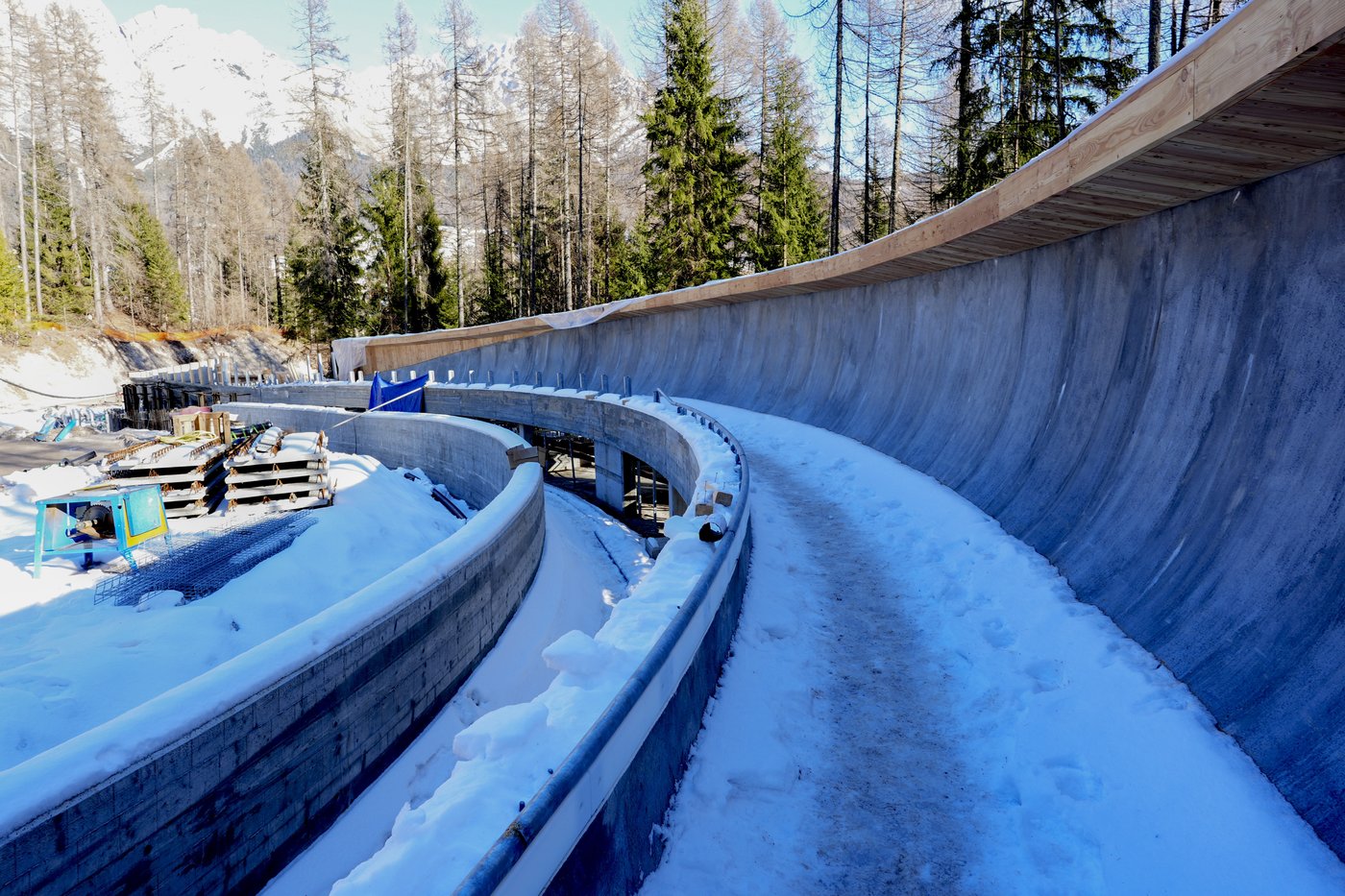 Cortina's controversial Olympic sliding track slated for test runs by 60 athletes next week | iNFOnews.ca Cortina's controversial Olympic sliding track slated for test runs by 60 athletes next week | iNFOnews.ca